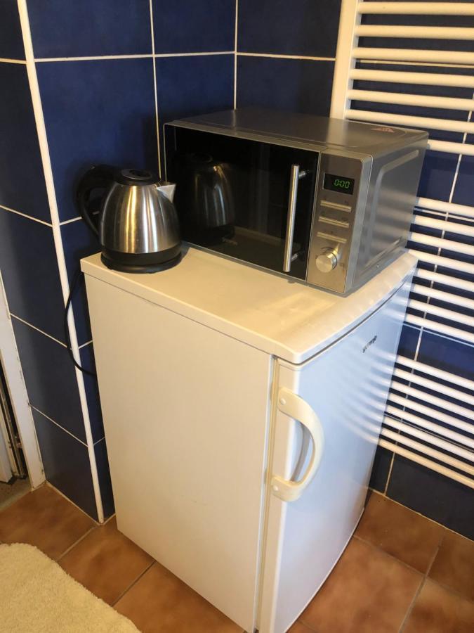 Ubytovani V Soukromi Rodinne Vily V Decine Exteriör bild